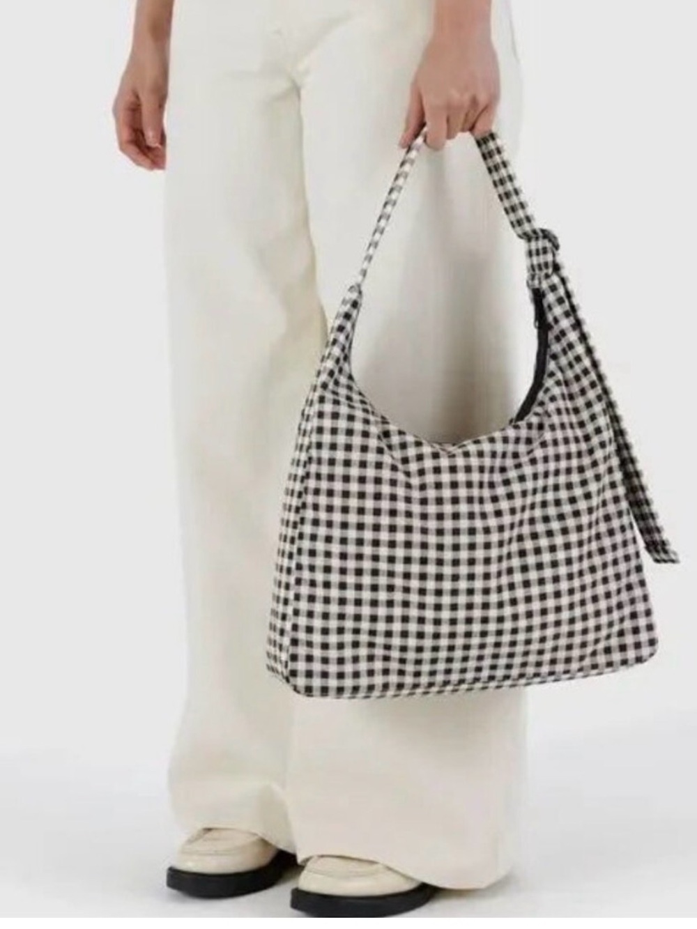 Baggu Large Shoulder Bag in Gingham. NWT - Picture 3 of 4